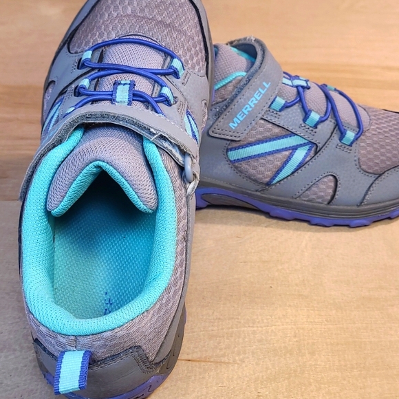 Merrell Outback Gray Purple Hiking Shoes - Picture 9 of 10